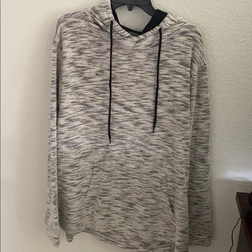 True Craft XL Long-sleeve Sweater With Hood